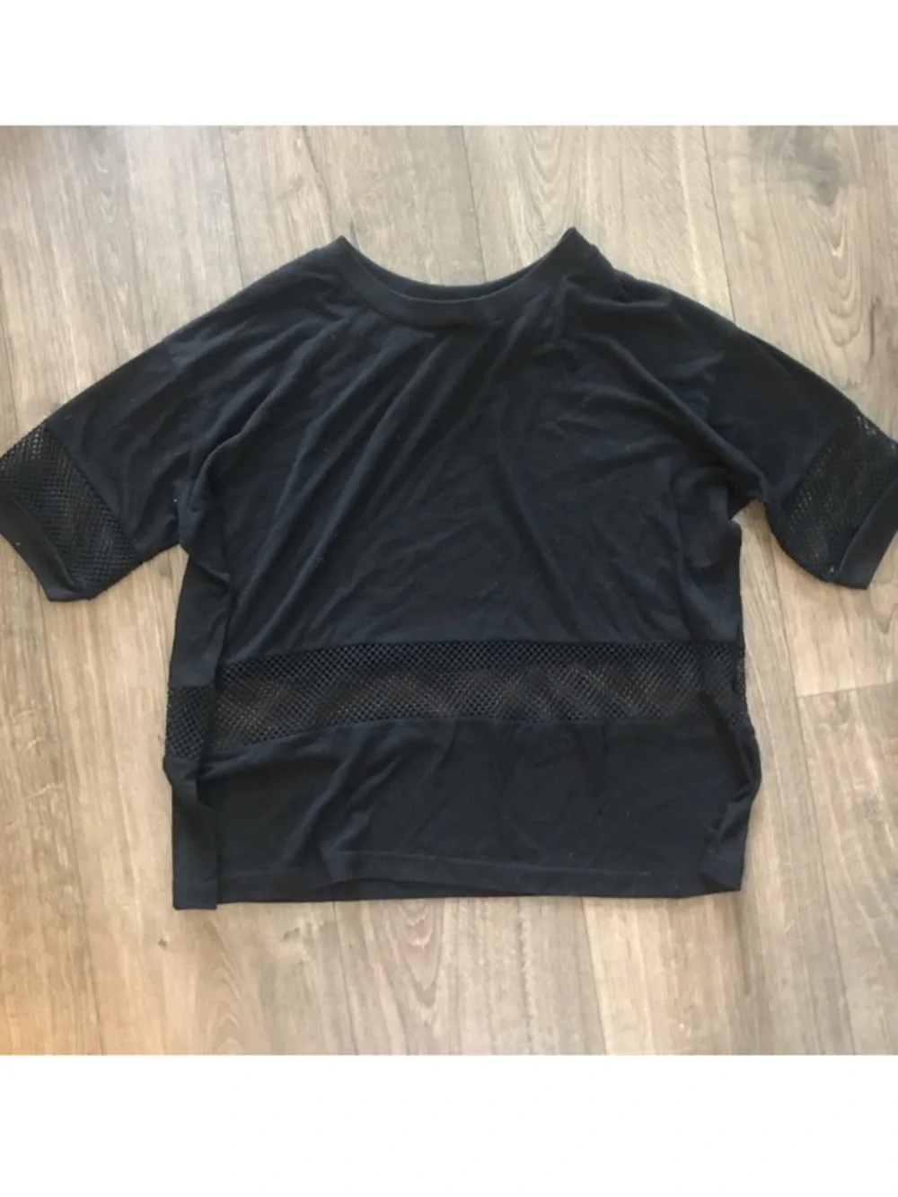 Brandy Melville Mesh Panel Top - Picture 3 of 3